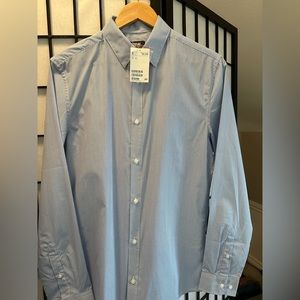 NWT slim fit H&M dress shirt men’s size small. Blue and White stripe.